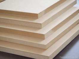 Detalle de tablero MDF o DM rechapado